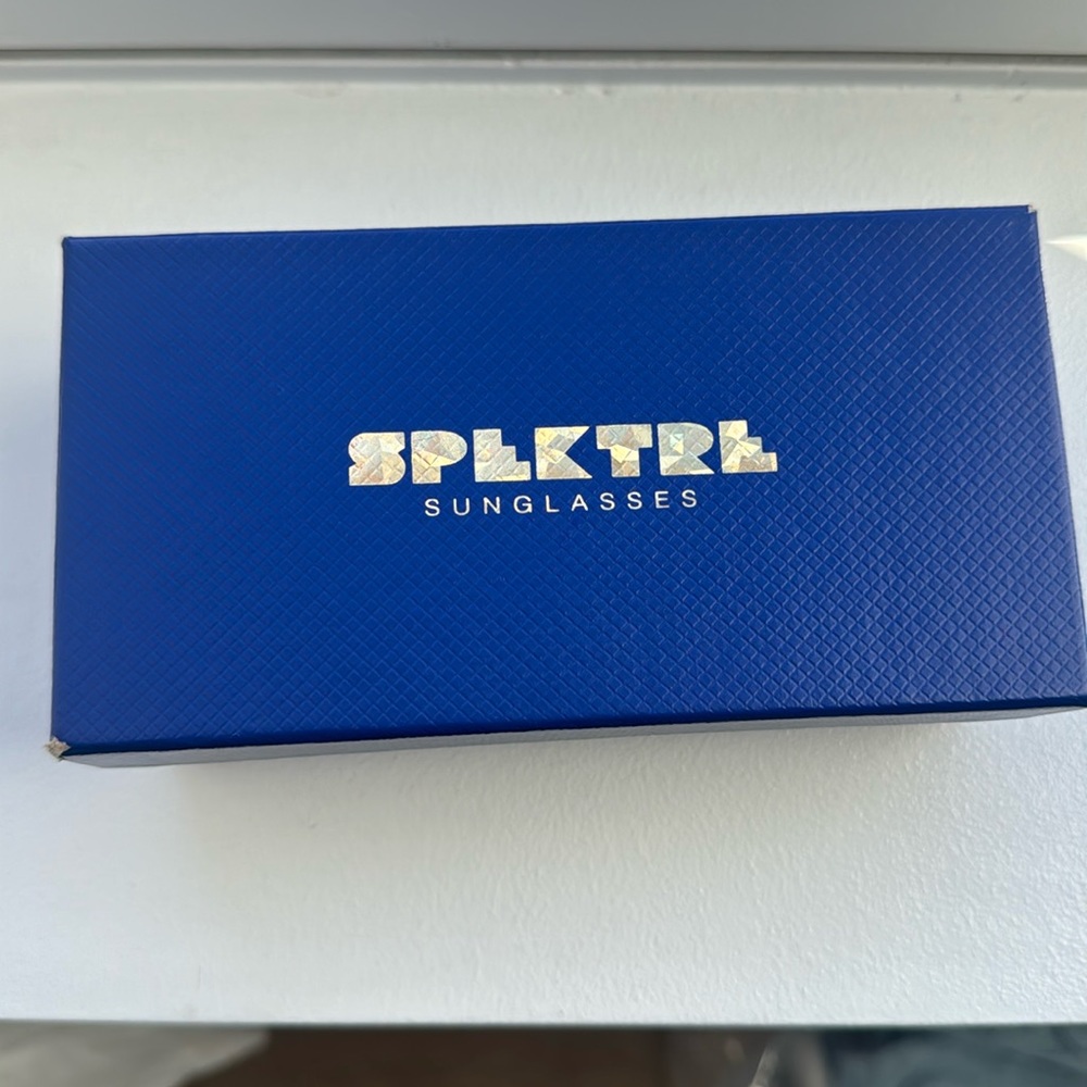 Spektre She Loves You grey clear Frame Sunglasses